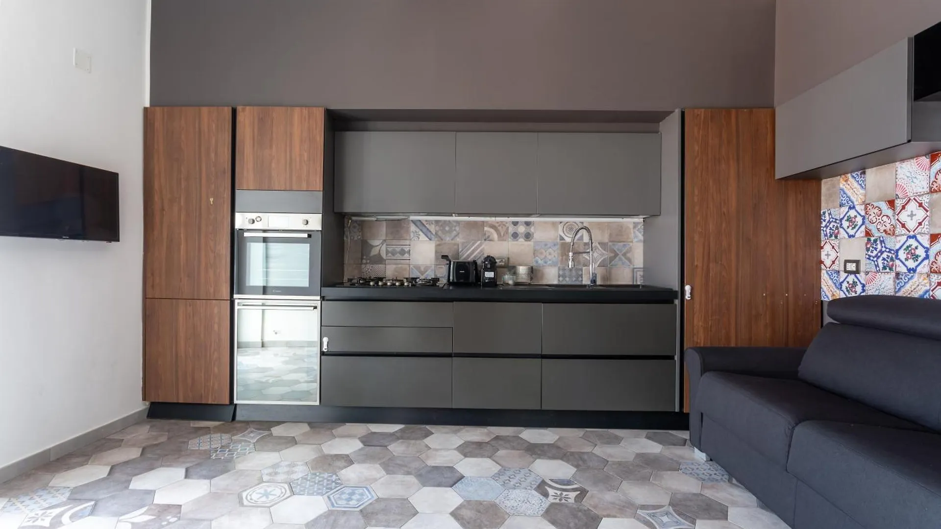 Panorama Suite By Dimorra Naples 0*,  Italy